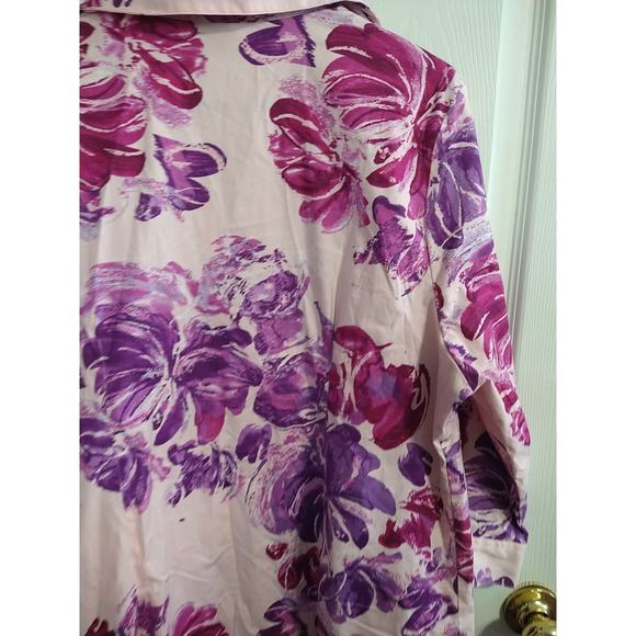 Basic Editions Woman 1X Shirt V Neck Pink Purple Button Floral 3/4 Sleeve - Picture 8 of 9